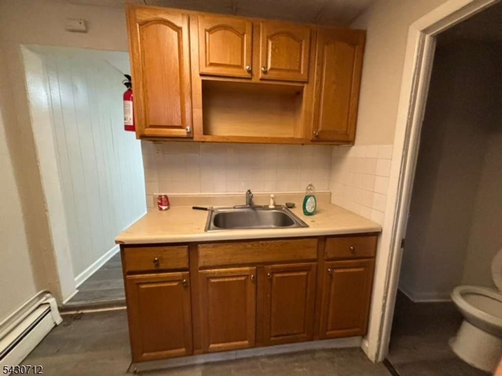 150 Garside St, Newark City, NJ 07104 — photo 2