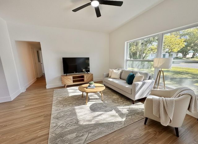 1301 MALONE DRIVE, Orlando, FL 32810