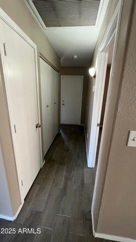 1690 E Countrywalk Lane, Chandler, AZ 85225