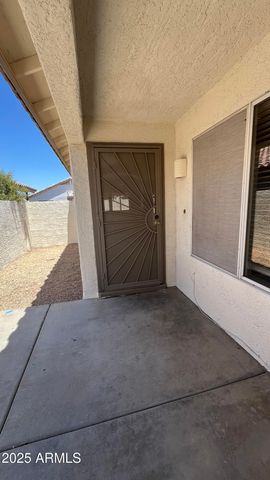 1690 E Countrywalk Lane, Chandler, AZ 85225