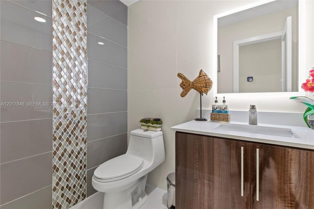 3700 SW 149th Ter, Miramar, FL 33027
