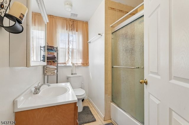 1411 Mopsick Ave, Linden City, NJ 07036