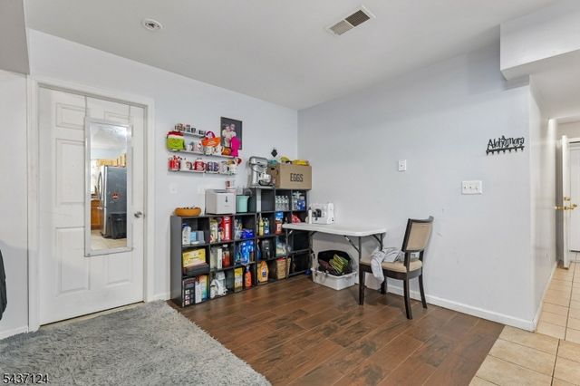 1411 Mopsick Ave, Linden City, NJ 07036