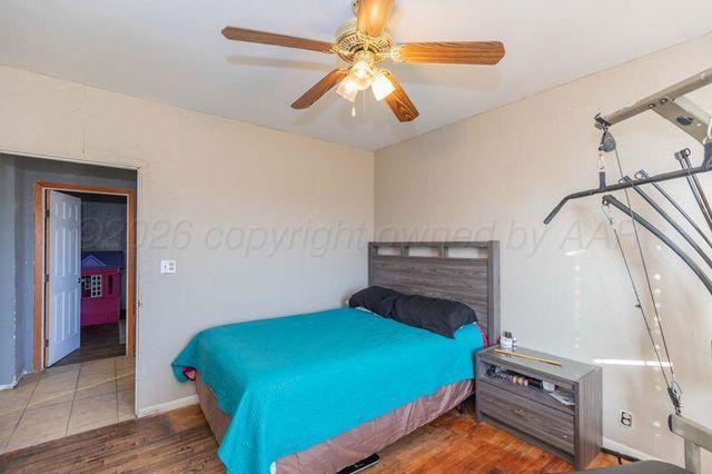 401 N Poplar Street, Stratford, TX 79084