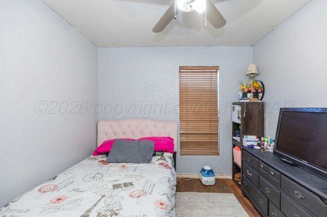 401 N Poplar Street, Stratford, TX 79084