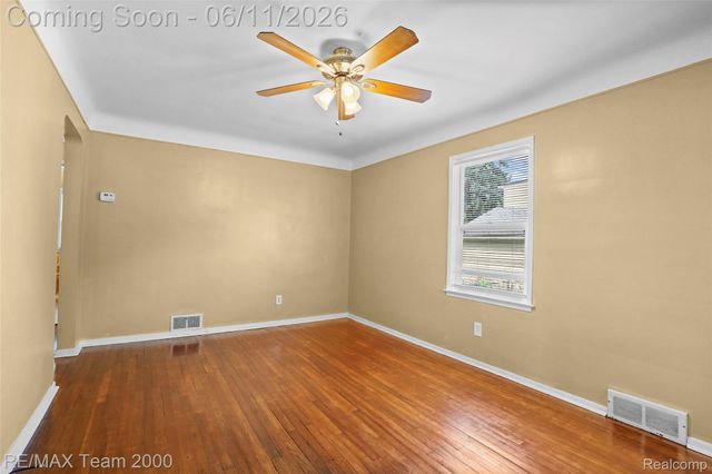 3130 Chestnut Street, Dearborn, MI 48124