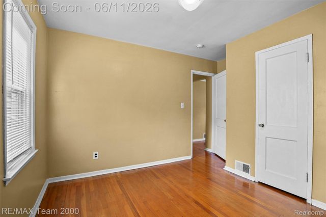 3130 Chestnut Street, Dearborn, MI 48124
