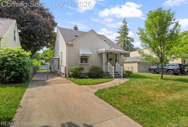 3130 Chestnut Street, Dearborn, MI 48124