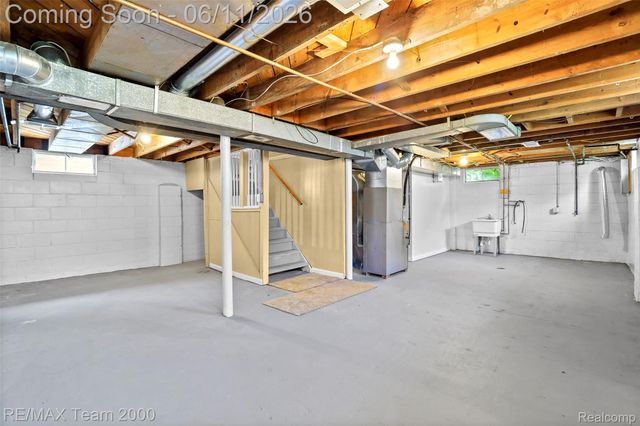 3130 Chestnut Street, Dearborn, MI 48124
