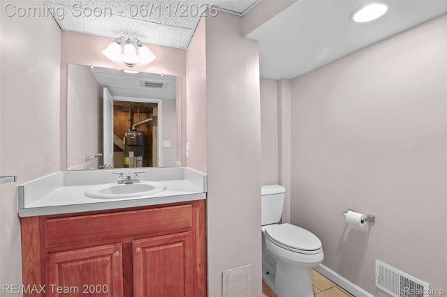 3130 Chestnut Street, Dearborn, MI 48124