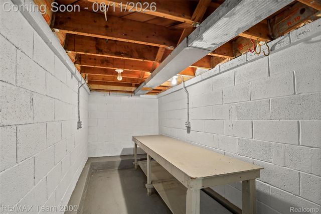 3130 Chestnut Street, Dearborn, MI 48124