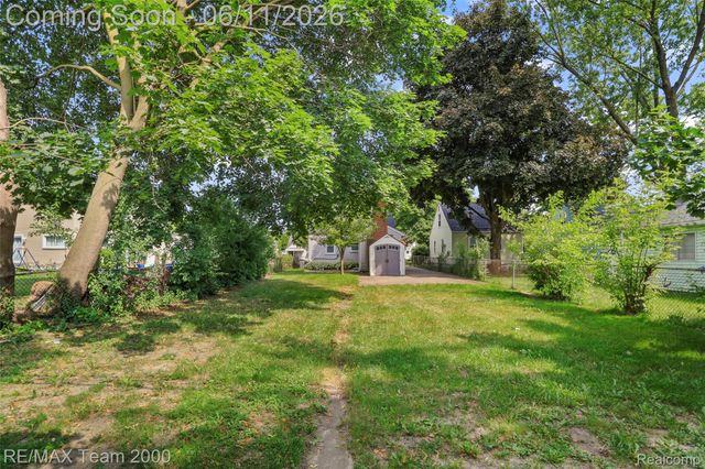 3130 Chestnut Street, Dearborn, MI 48124