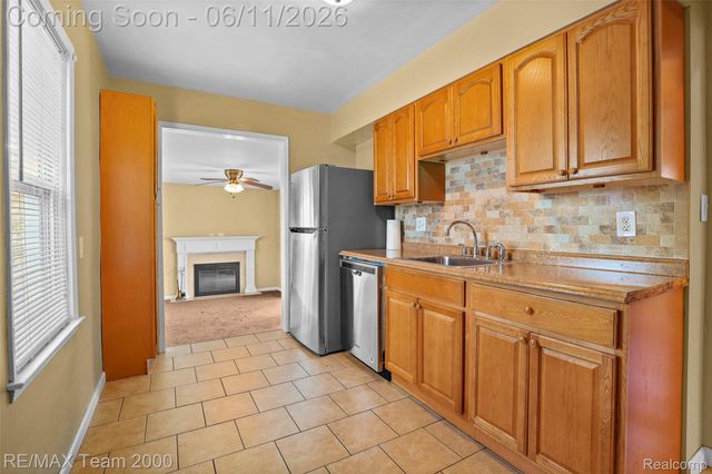 3130 Chestnut Street, Dearborn, MI 48124