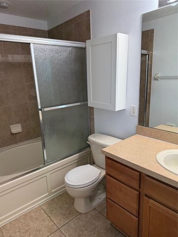 2423 MIDDLETON GROVE DRIVE, Brandon, FL 33511