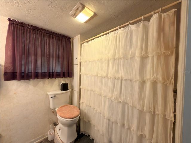 6135 E ONEIDA STREET, Inverness, FL 34452