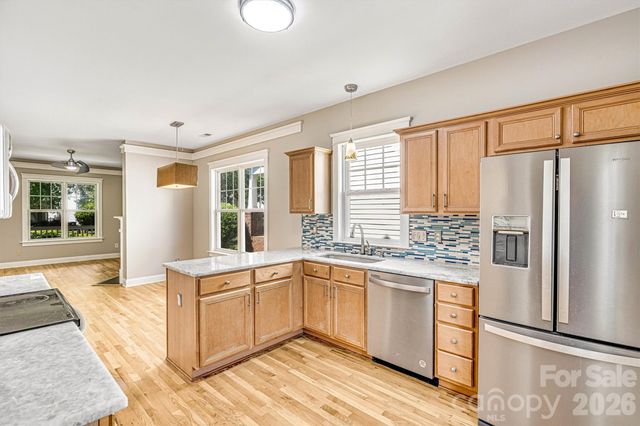 6747 E Douglas Park Drive, Huntersville, NC 28078