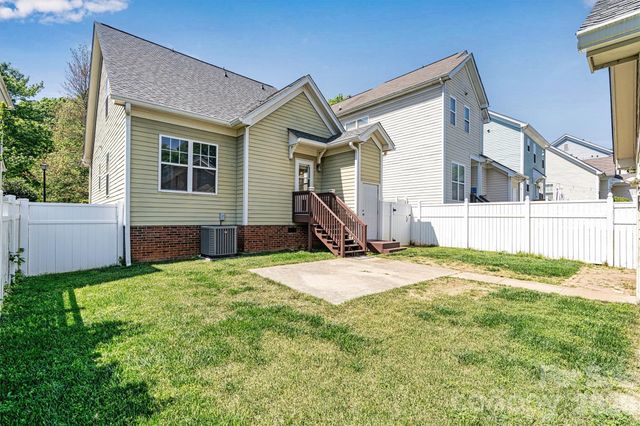 6747 E Douglas Park Drive, Huntersville, NC 28078