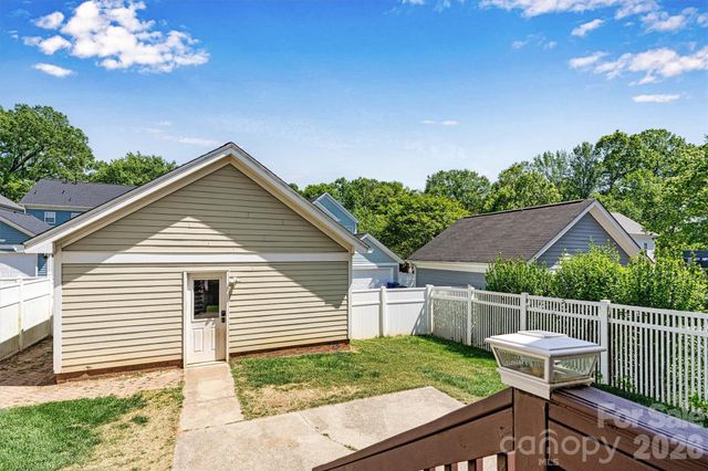 6747 E Douglas Park Drive, Huntersville, NC 28078