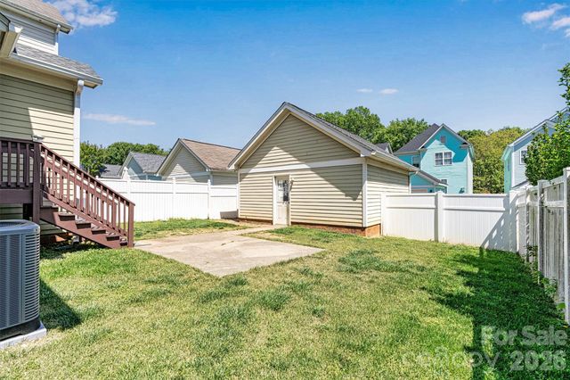 6747 E Douglas Park Drive, Huntersville, NC 28078