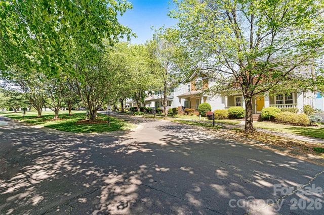 6747 E Douglas Park Drive, Huntersville, NC 28078