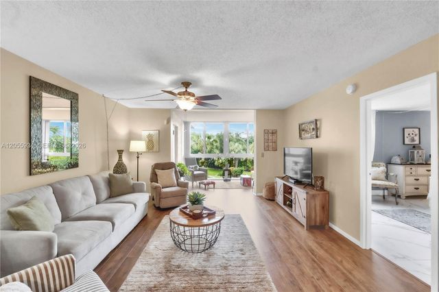 1402 NW 80th Avenue 310, Margate, FL 33063
