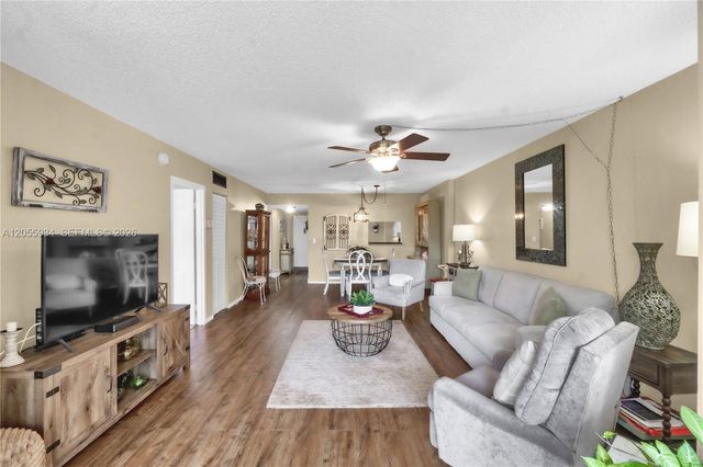 1402 NW 80th Avenue 310, Margate, FL 33063