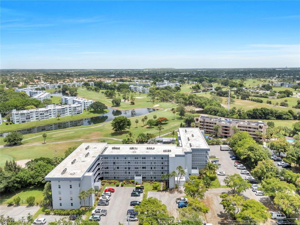 1402 NW 80th Avenue 310, Margate, FL 33063