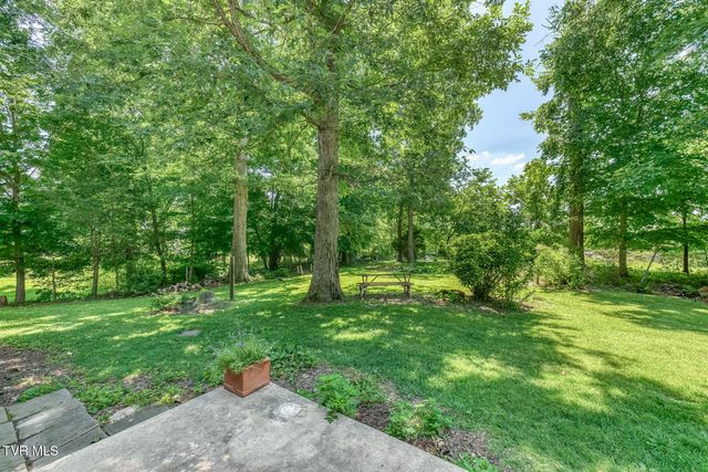 120 Cash Avenue, Blountville, TN 37617
