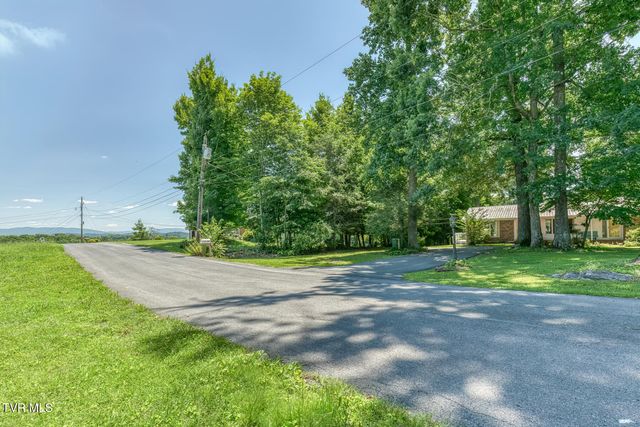 120 Cash Avenue, Blountville, TN 37617