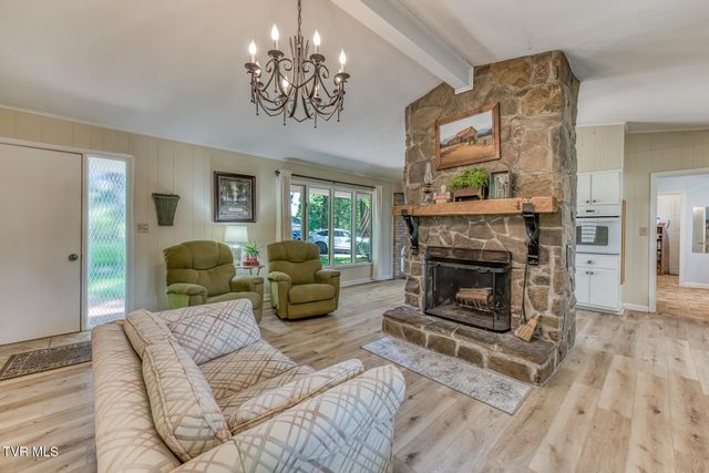120 Cash Avenue, Blountville, TN 37617