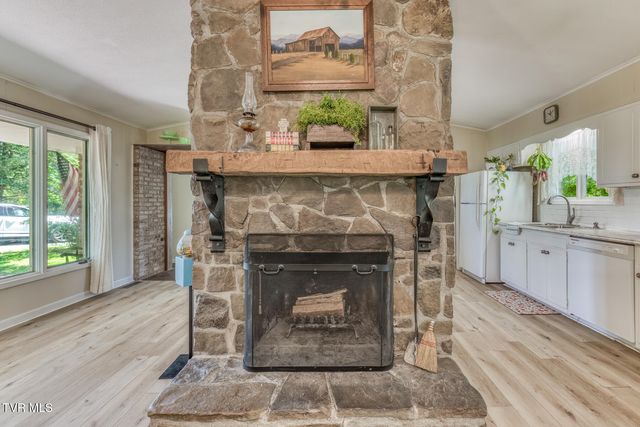 120 Cash Avenue, Blountville, TN 37617