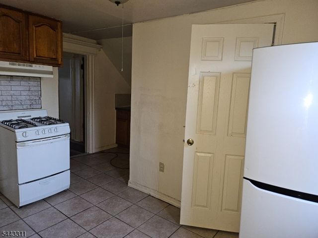 470 Nye Ave, Irvington Twp., NJ 07111