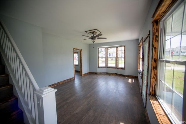 504 W 6th Street, Bicknell, IN 47512