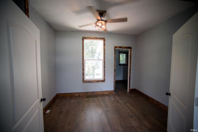 504 W 6th Street, Bicknell, IN 47512