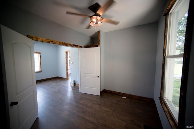 504 W 6th Street, Bicknell, IN 47512