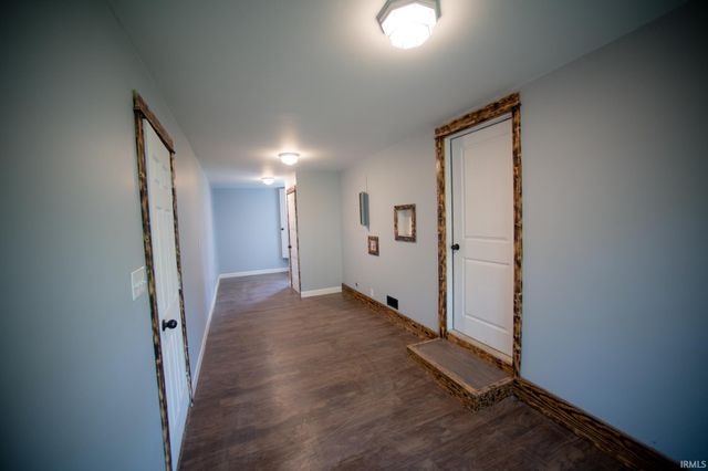 504 W 6th Street, Bicknell, IN 47512