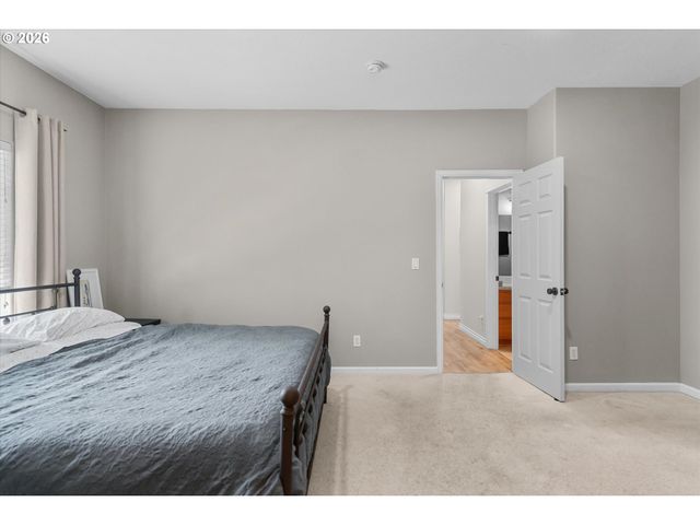 12172 SALMON Ct, Oregon City, OR 97045