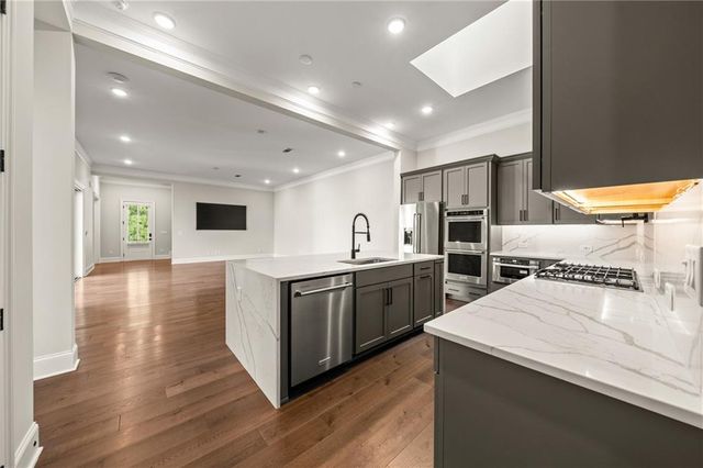 2451 Lizdionne Loop, Marietta, GA 30062