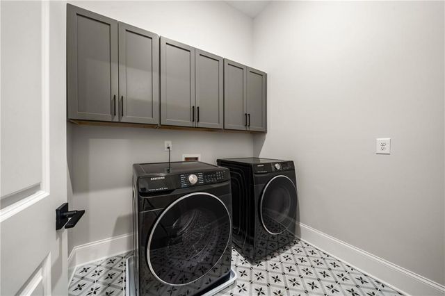 2451 Lizdionne Loop, Marietta, GA 30062