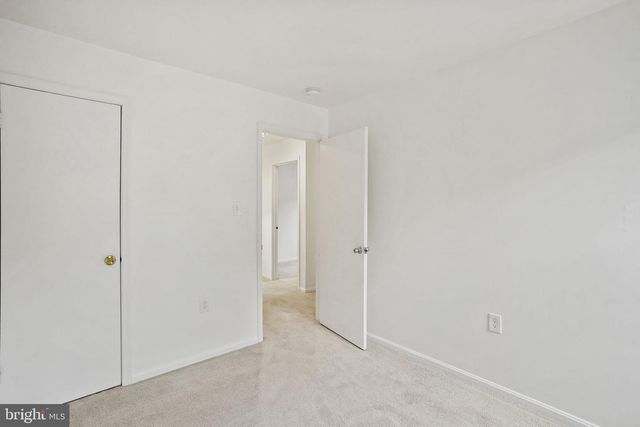 9086 BROOK FORD RD, Burke, VA 22015