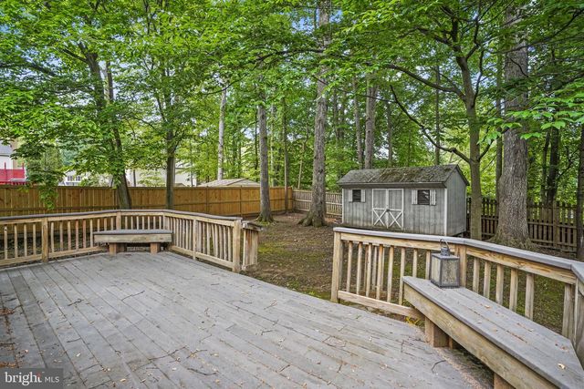 9086 BROOK FORD RD, Burke, VA 22015