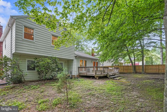 9086 BROOK FORD RD, Burke, VA 22015