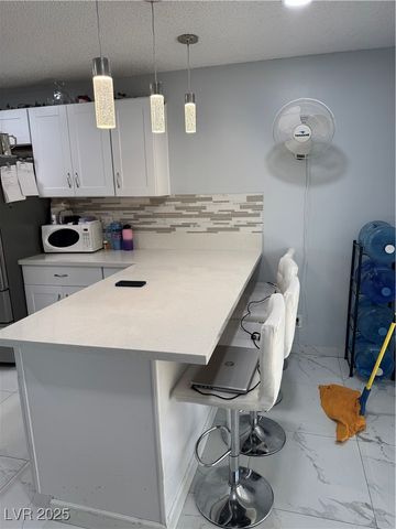 5425 Evergreen Avenue, Las Vegas, NV 89107