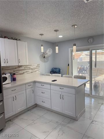 5425 Evergreen Avenue, Las Vegas, NV 89107