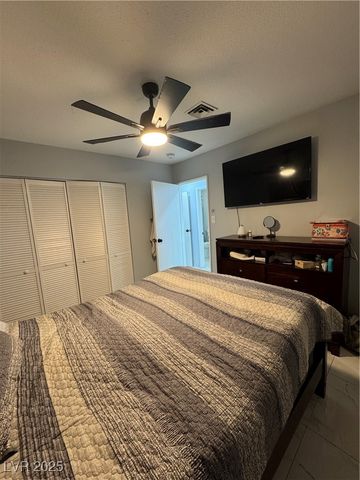 5425 Evergreen Avenue, Las Vegas, NV 89107