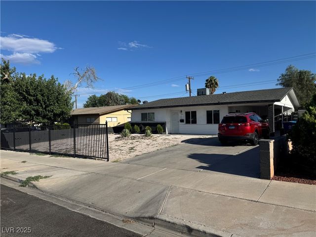 5425 Evergreen Avenue, Las Vegas, NV 89107