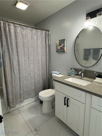 5425 Evergreen Avenue, Las Vegas, NV 89107