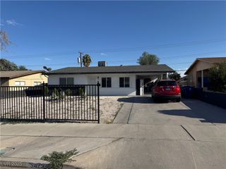 5425 Evergreen Avenue, Las Vegas, NV 89107