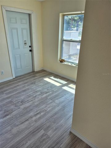 5680 28TH STREET N D5, St Petersburg, FL 33714