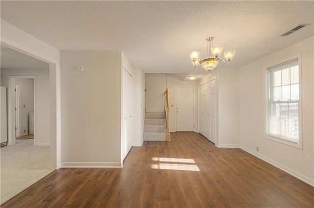 1261 SE Mill Street, Dearborn, MO 64439